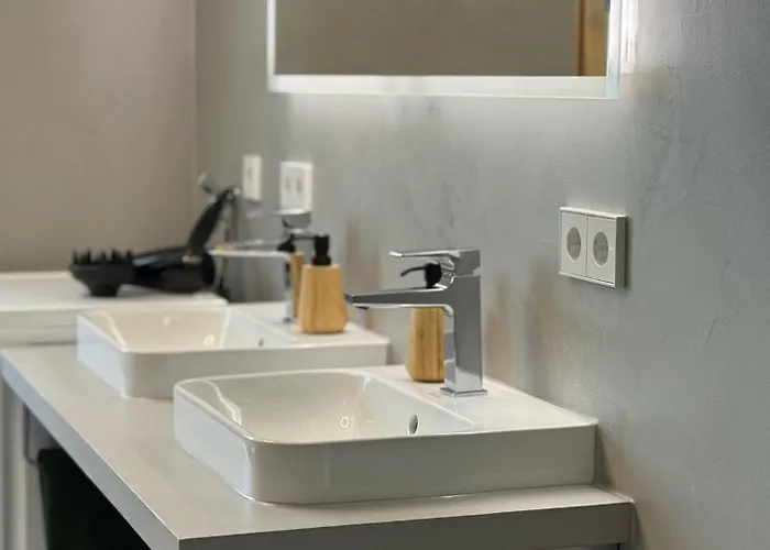 Blackforest 22 شقة